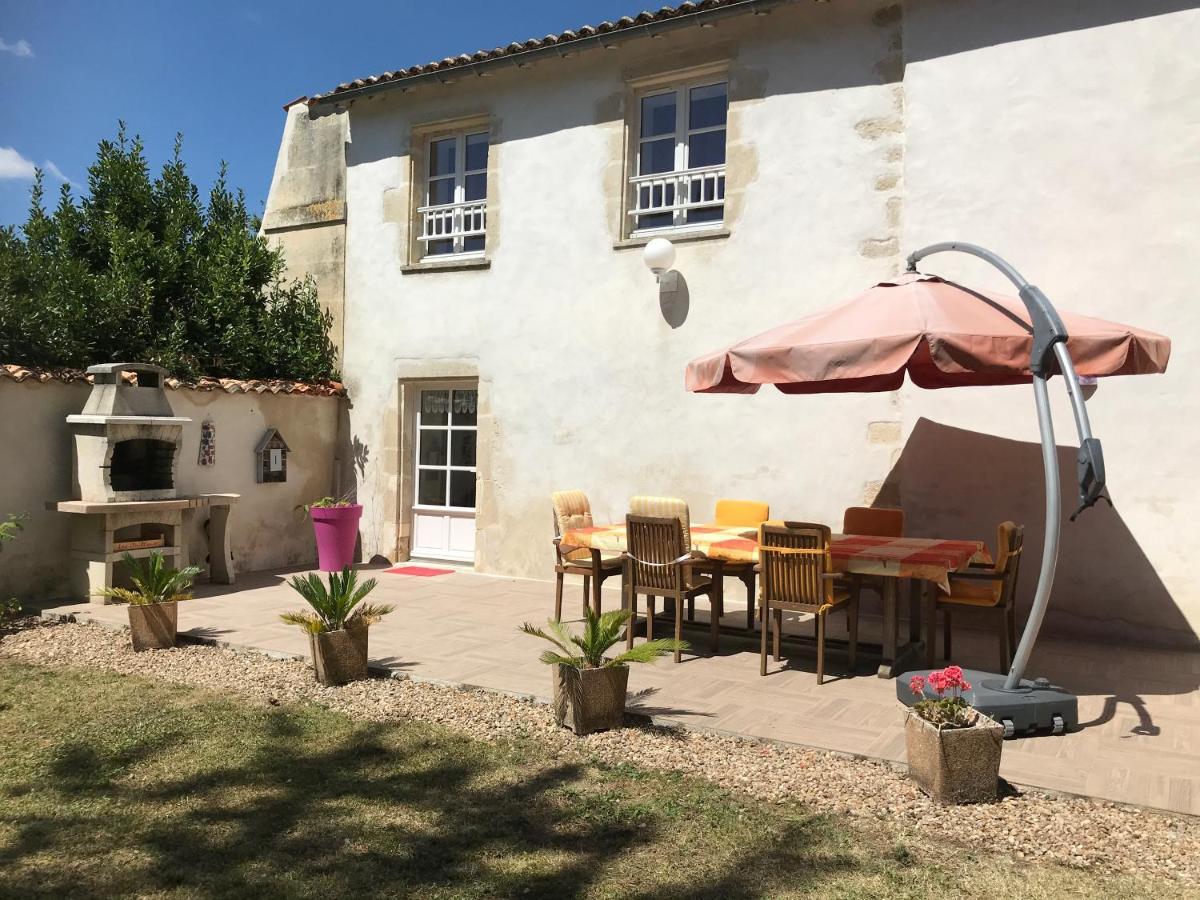 Villa La Diguinerie Prignac Exterior foto